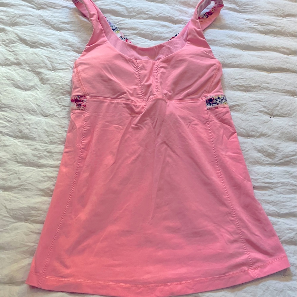 Lululemon top-Size 8